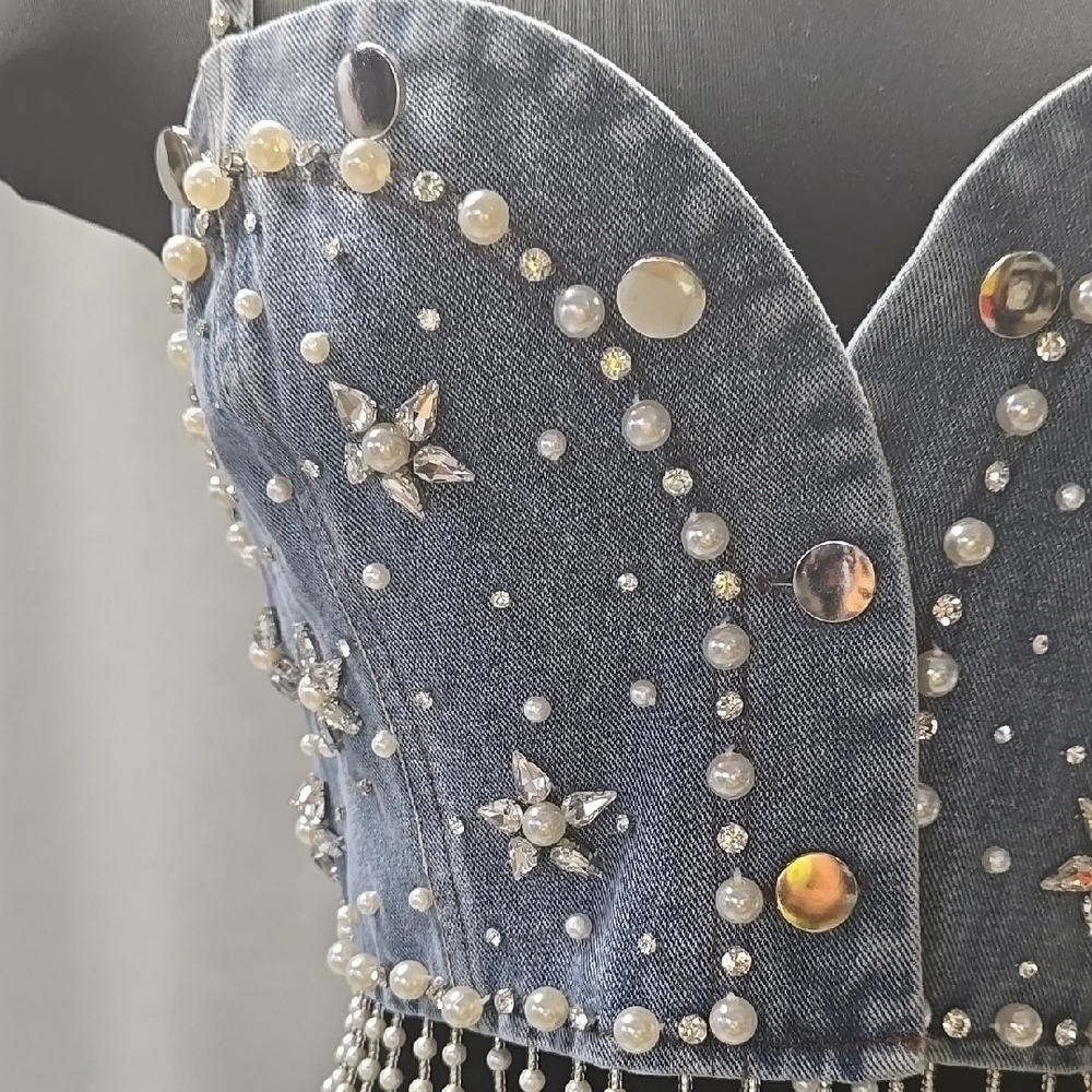 La'Rose Embellished Crystals Stones  Pearls Denim Crop Top Size Large - Picture 3 of 11